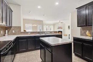 513 Partridge Dr, Aubrey, TX 76227 - Photo 8