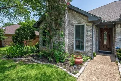 116 Meadowglen Circle, Coppell, TX 75019 - Photo 2