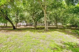 1409 Robyn Rd, Azle, TX 76020 - Photo 28