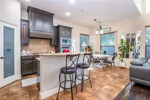 8436 Town Walk Dr, North Richland Hills, TX 76182 - Photo 8