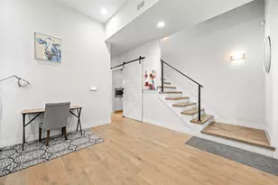 2009 N Prairie Ave, Dallas, TX 75204 - Photo 10