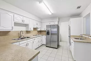 7121 Pleasant View Dr, Dallas, TX 75231 - Photo 12