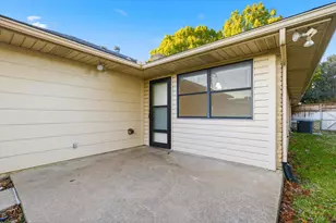 7121 Pleasant View Dr, Dallas, TX 75231 - Photo 26