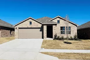 4260 Trickling Crk Ln, Fort Worth, TX 76036 - Photo 1