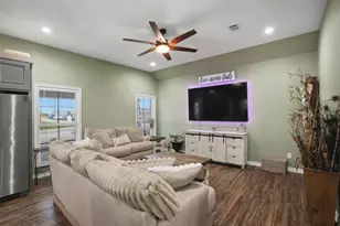 301 Rike Rd, Mabank, TX 75147 - Photo 8