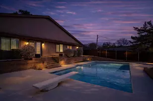 2102 Stonehill Ct, Arlington, TX 76012 - Photo 34