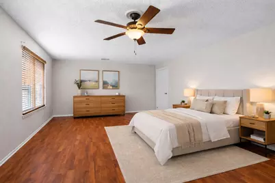 2102 Stonehill Court, Arlington, TX 76012 - Photo 26