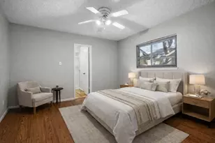 2102 Stonehill Ct, Arlington, TX 76012 - Photo 22