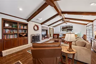 2215 Oak Creek Dr, Sherman, TX 75092 - Photo 6