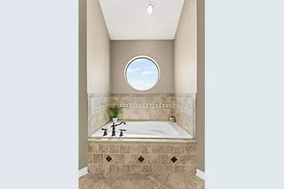 106 Hedges Circle, Weatherford, TX 76085 - Photo 22