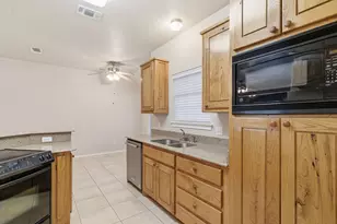 420 Valley Trail Dr, Weatherford, TX 76087 - Photo 8