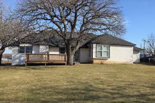 1206 Hwy 81 N, Bowie, TX 76230 - Photo 10