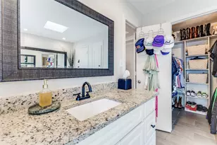 9743 Trevor Dr, Dallas, TX 75243 - Photo 24