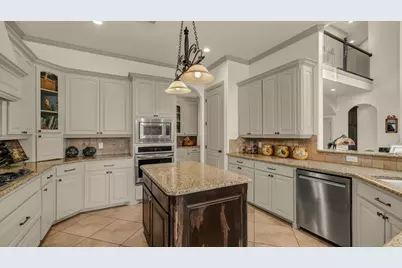 917 Crown Valley Drive, Weatherford, TX 76087 - Photo 12