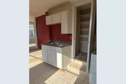 1815 Coleman Street, San Angelo, TX 76901 - Photo 4