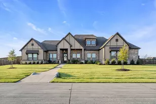 311 Lakota Pkwy, Waxahachie, TX 75165 - Photo 1