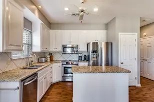 165 Glen Abbey Cir N, Possum Kingdom Lake, TX 76449 - Photo 10