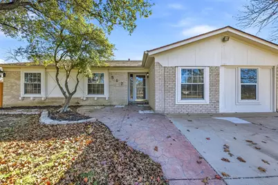 517 Panay Way Drive, Fort Worth, TX 76108 - Photo 2
