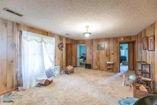 1306 Landon St, Stamford, TX 79553 - Photo 8