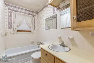 1306 Landon Street, Stamford, TX 79553 - Photo 24