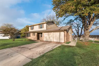 106 Apache Court, Waxahachie, TX 75165 - Photo 4