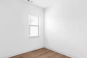 732 Red Frk Dr, Lewisville, TX 75056 - Photo 10