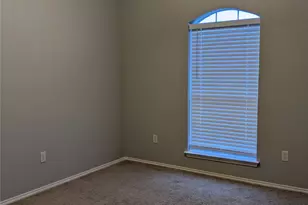 6005 Harwood Crossing Dr, Arlington, TX 76018 - Photo 12