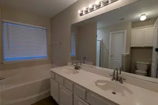 6005 Harwood Crossing Dr, Arlington, TX 76018 - Photo 14