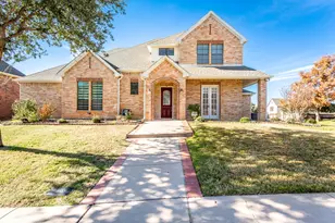 2000 Le Mans Dr, Carrollton, TX 75006 - Photo 1