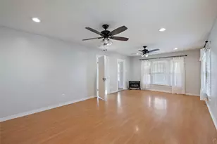 105 E Hunt St, Leonard, TX 75452 - Photo 4