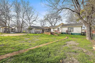 105 E Hunt St, Leonard, TX 75452 - Photo 22