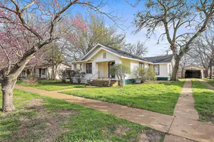 105 E Hunt St, Leonard, TX 75452 - Photo 1