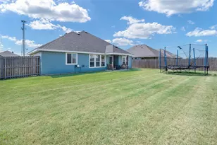 117 Mustang Dr, Lindsay, TX 76250 - Photo 18
