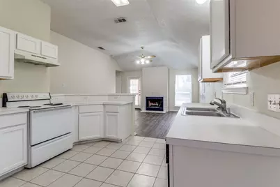 718 Indianpaint Drive, Mesquite, TX 75149 - Photo 4