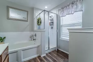 105 Forest Park Ln, Red Oak, TX 75154 - Photo 16