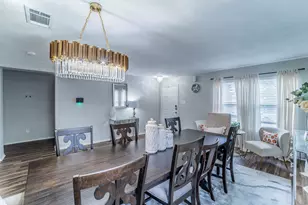 105 Forest Park Ln, Red Oak, TX 75154 - Photo 4