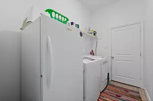 208 Wheeler Dr, Burleson, TX 76028 - Photo 28