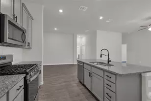 11228 Ponderosa Trl, Aubrey, TX 76227 - Photo 10