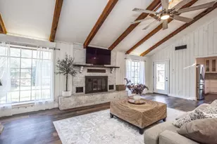 923 S Lindsay St, Gainesville, TX 76240 - Photo 20