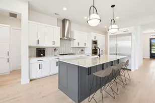 204 Pecan St, Roanoke, TX 76262 - Photo 2