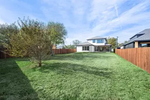 204 Pecan St, Roanoke, TX 76262 - Photo 36