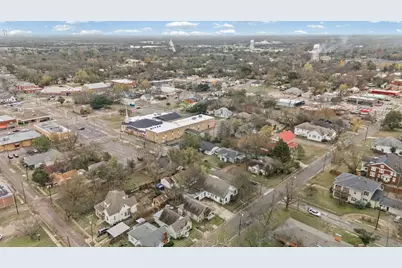 1406 Sycamore Street, Commerce, TX 75428 - Photo 18