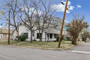 1406 Sycamore St, Commerce, TX 75428 - Photo 22