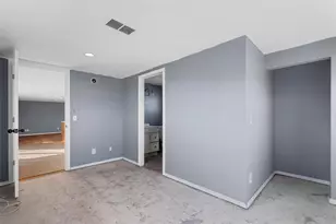 3209 Oak Hill Dr, Granbury, TX 76048 - Photo 12