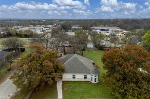 201 W Enon Ave, Everman, TX 76140 - Photo 40