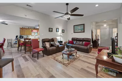 2121 Rey Drive, Waco, TX 76712 - Photo 6