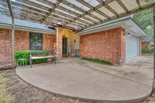 2121 Rey Dr, Waco, TX 76712 - Photo 2