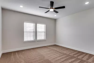 5601 Houghton Avenue, Fort Worth, TX 76107 - Photo 12