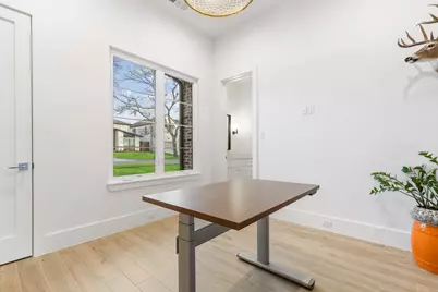 9847 Mixon Drive, Dallas, TX 75220 - Photo 6