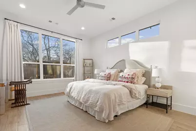 9847 Mixon Drive, Dallas, TX 75220 - Photo 16